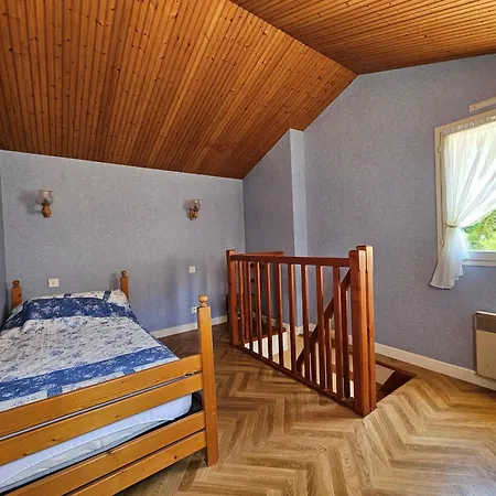 Hébergement de vacances Maison 5 Pers. Proche Plage, Forêt, Et Centre Bourg à La Faute-sur-mer, Avec Jardin Et Garage - Fr-1-476-68