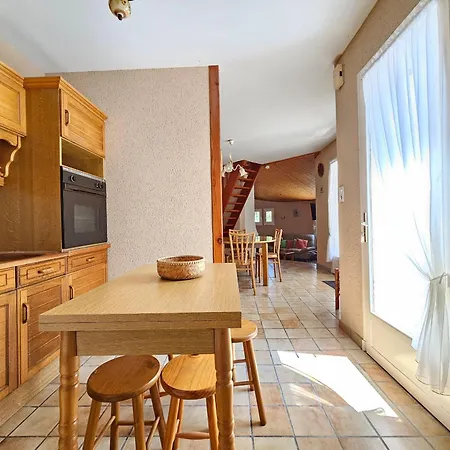 Maison 5 Pers. Proche Plage, Foret, Et Centre Bourg A La Faute-sur-mer, Avec Jardin Et Garage - Fr-1-476-68 Holiday home La Faute-sur-Mer